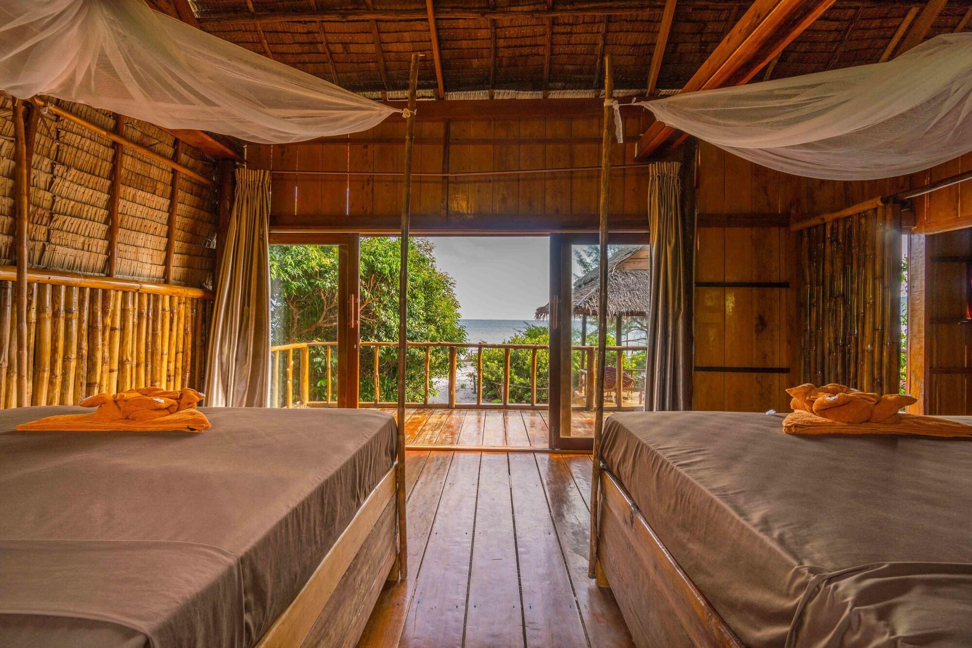 Royalretreat Resort Koh Rong Sanloem Bagian luar foto