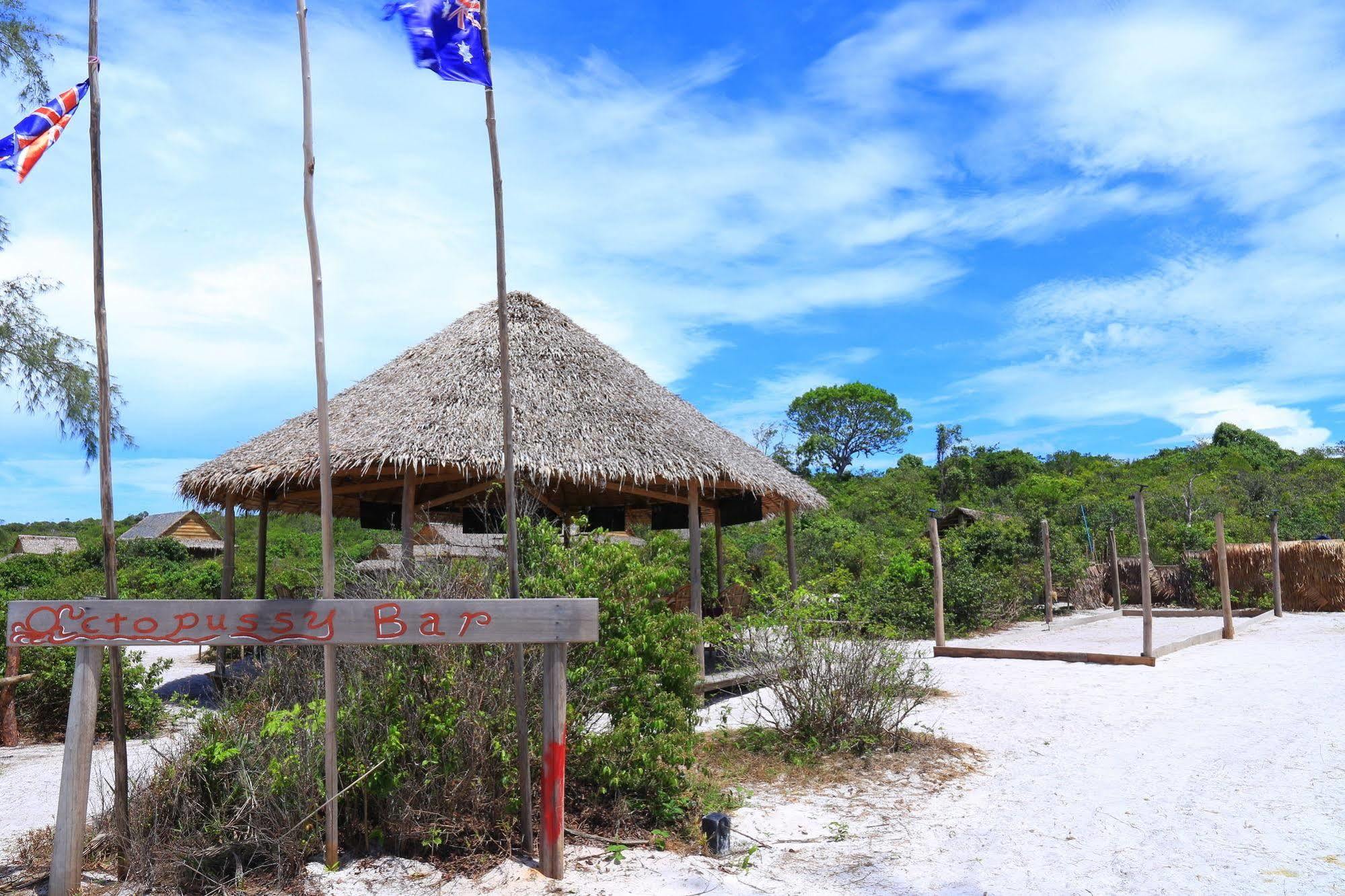 Royalretreat Resort Koh Rong Sanloem Bagian luar foto